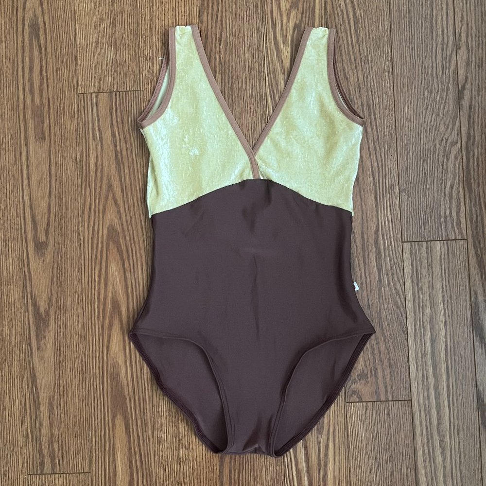 Yumiko Alicia leotard size XL